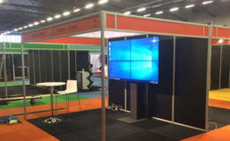 Videowall portfolio 2x2 wandmontage.